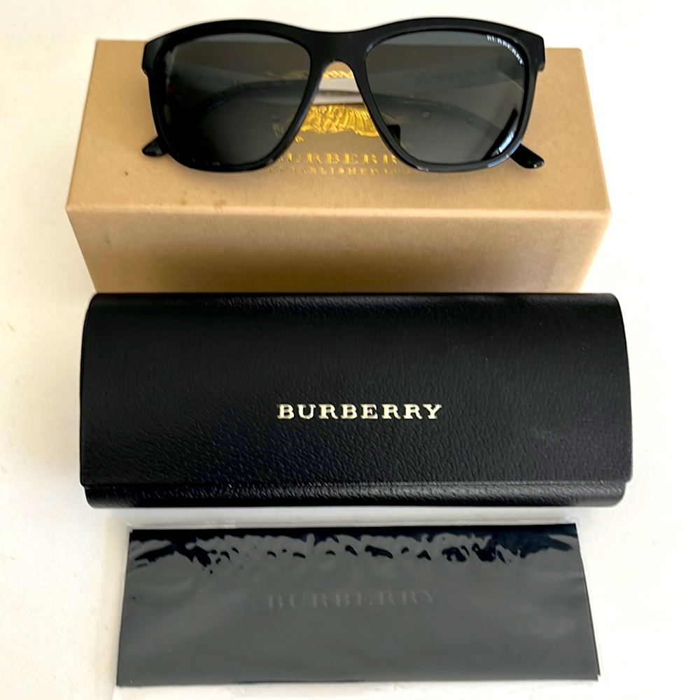 Good condition used Black Burberry Sunglasses.